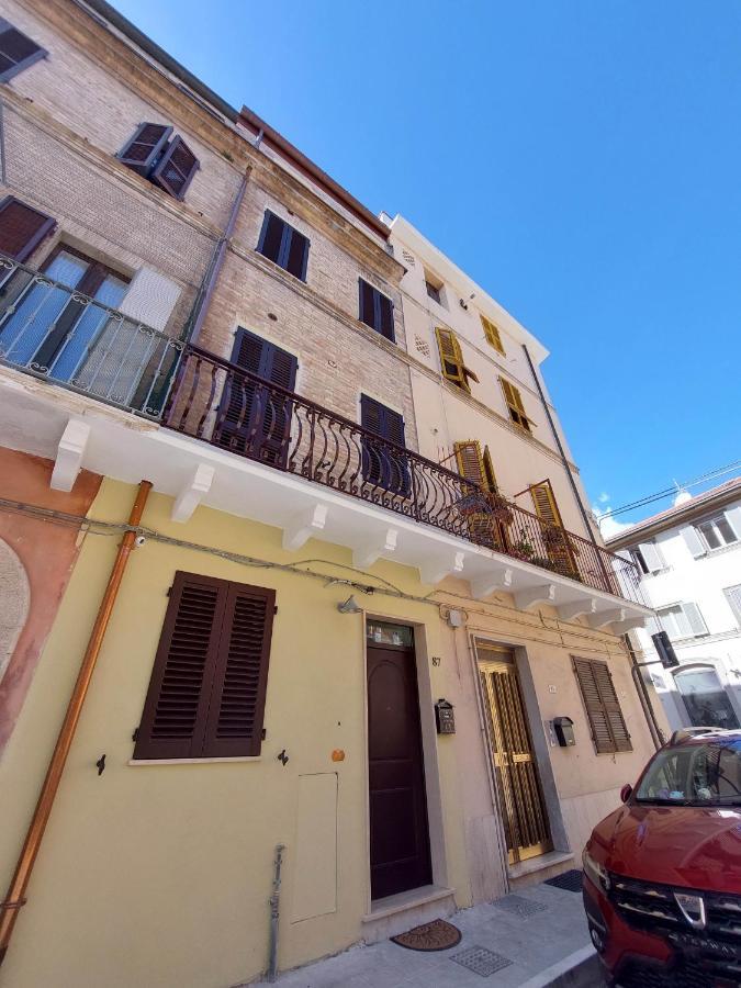 Affittacamere Casa Lilibet San Benedetto del Tronto Exterior foto